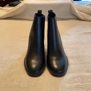 Chelsea & Violet Black Boots